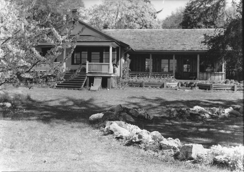 Baybrook with extension built by buyer