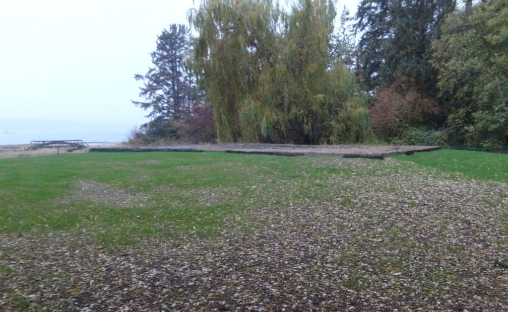 'Beautification' of Baybrook house site October 2015