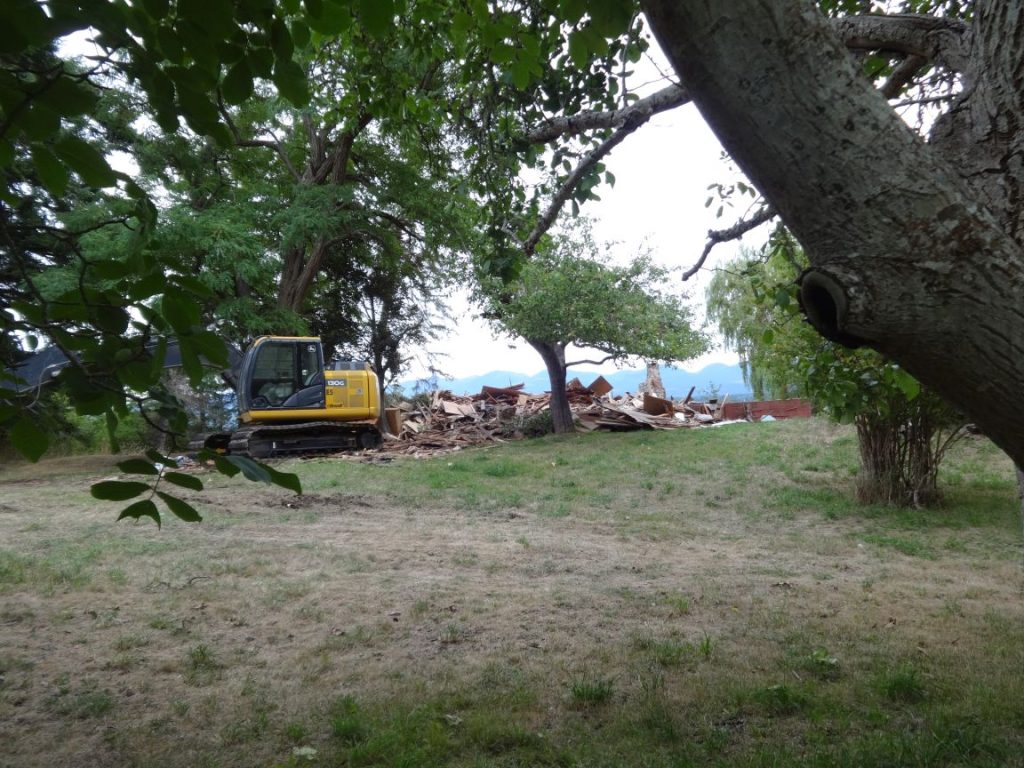 Baybrook demolition end day 1